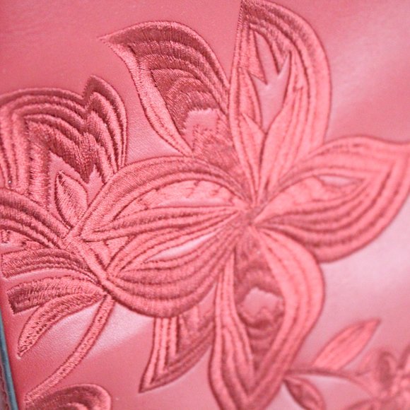 NWT Guess Britta Embroidered Satchel w/ matching Wallet - Picture 3 of 12